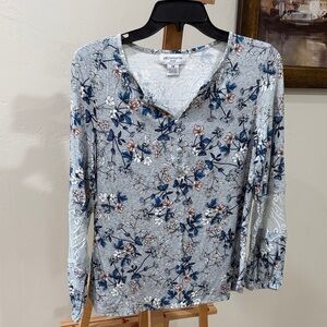 Liz Claiborne Gray Floral V-Neck Long Sleeve Top ~ Medium Petite